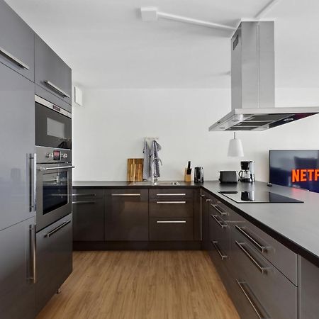 Eindrucksvolle Zwei-Zimmer-Wohnung Mit Balkon Und Grosser Kueche Leipzig Exterior photo